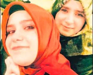 Halk otobüsü kızları ezdi