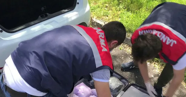 İstanbul'da bir kafede 36 bin adet uyuşturucu hap ele geçirildi