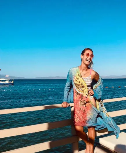 Survivor Evrim'e bak sen! Ortalığı karıştıran Evrim Keklik'in mayolu minili pozları olay! Survivor'ı yangın yerine çevirmişti-9