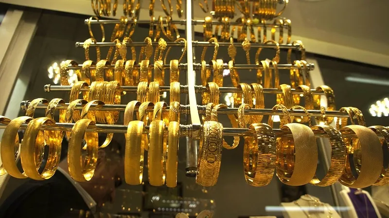 Gram altının 2.900 TL olacağı tarih duyuruldu! Kuyumcular noktayı koydu: Altın alınmalı mı, satılmalı mı? İşte 0.5 gram, 14,18, 22 ayar bilezik gram fiyatı-6