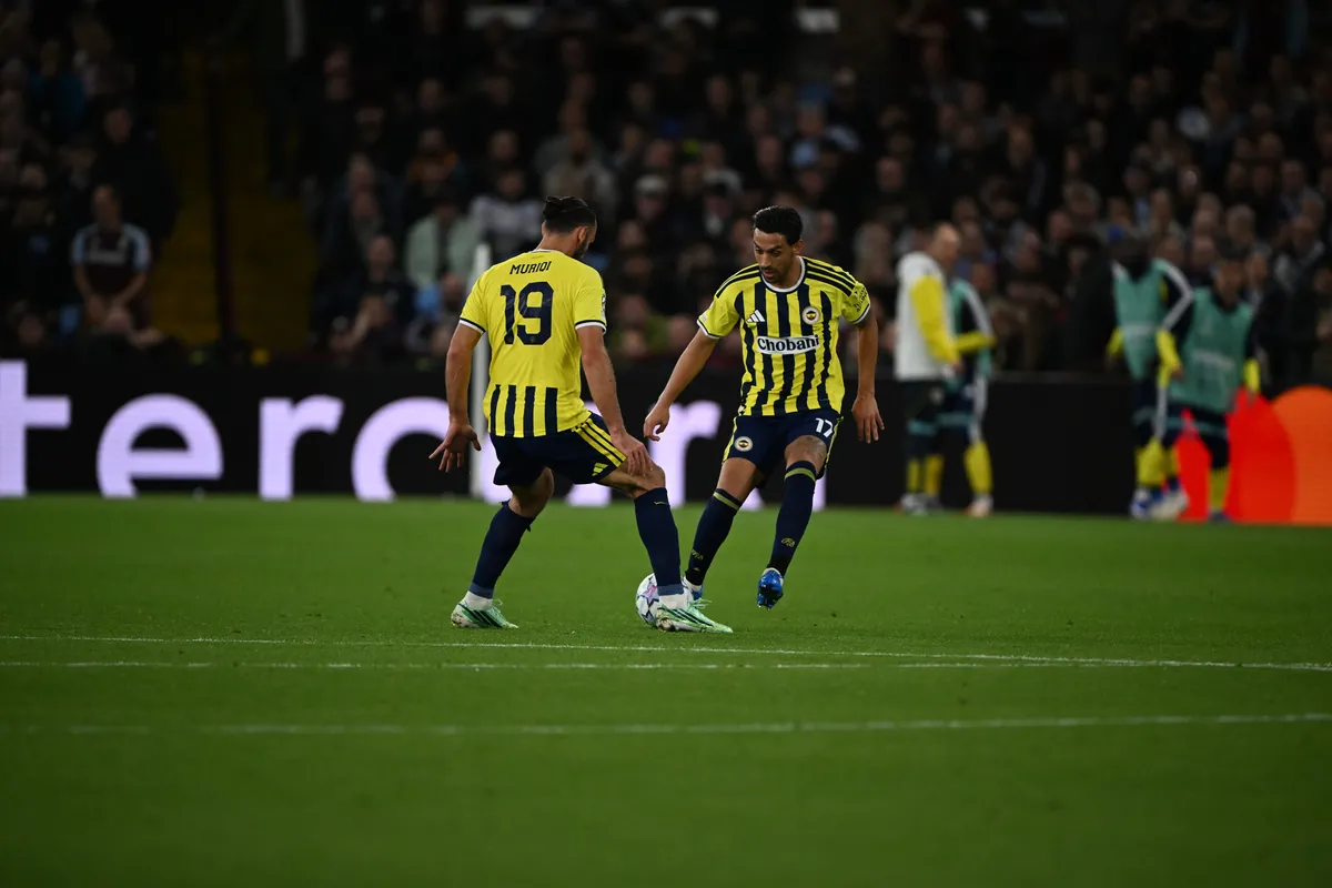 fenerbahce-alanyaspor-super-lig-maci-1792149888460.jpg Fenerbahçe hezimeti unutturmak istiyor! İsmail Kartal'dan Asensio kararı: Alanyaspor maçı 11'inde sürpriz-2