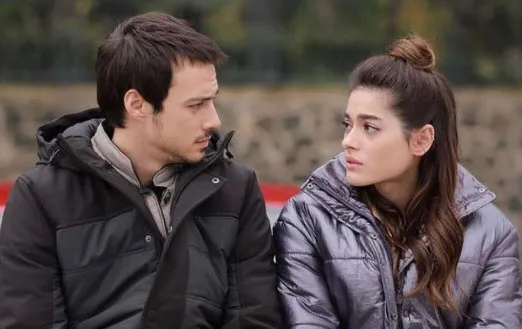 Kanal D o dizinin fişini çekti! Final bile yapamadan apar topar yayından kaldırdı... Oyuncuların paylaşımlarıyla ortaya çıktı-9