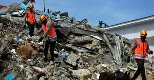 Son dakika: Endonezya’da 7,1 büyüklüğünde deprem meydana geldi