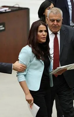 HDP'li o vekiller de gözaltına alındı!