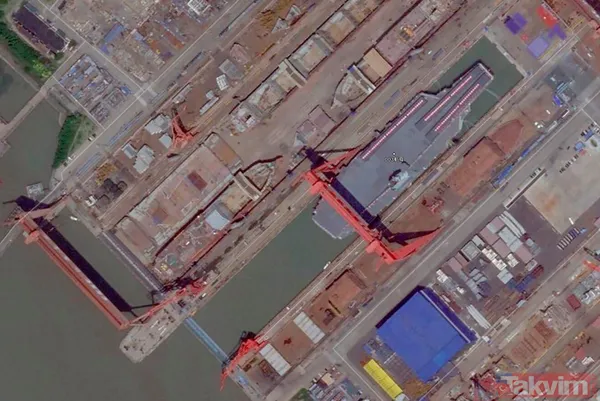 Çin üçüncü uçak gemisi Fucien'i törenle suya indirdi - 12