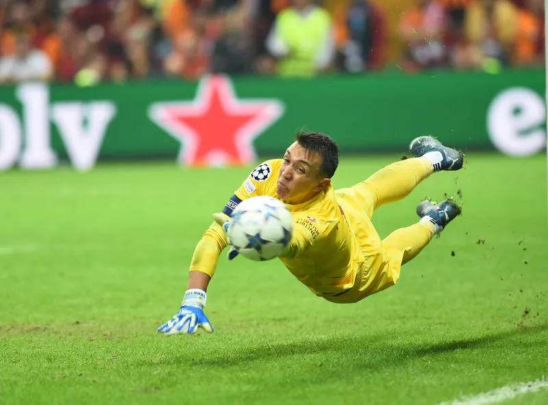Galatasaray'da Muslera'dan sürpriz karar! - 10