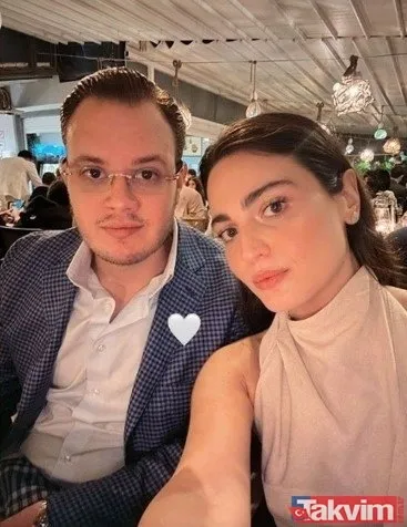 Bestemsu Özdemir sevgilisi Serkan Mehmet Durdu evliliğe ilk adımı attı! Yeni yılın ilk dakikalarında teklif aldı işte o anlar: "Evet dedim..." - 18