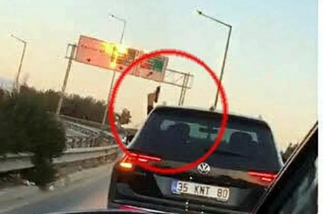 İzmir'de otomobille seyir halindeyken havaya ateş açan maganda yakalandı