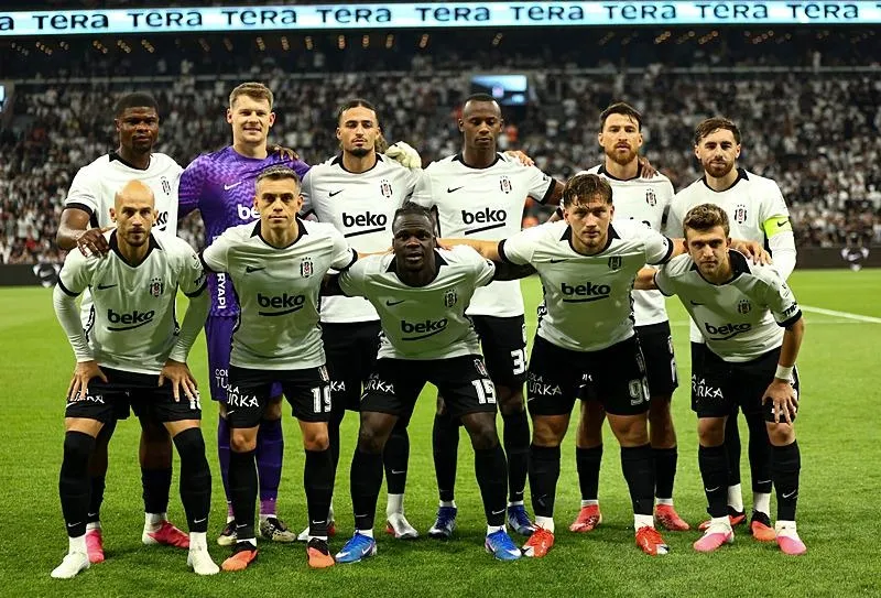 besiktas-zalgirisi-agirliyor-italianodan-farkli-11-1787207366903.jpeg Beşiktaş Zalgiris'i ağırlıyor! Italiano'dan ilk 11'de 2 değişiklik kararı-2