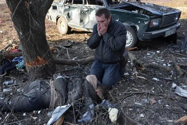 rusya-ukrayna-savasi-kac-kisi-oldu-kac-kisi-yaralandi-rusya-ukraynanin-hangi-sehirlerine-saldirdi-iste-son-dak-1645689231831.jpg Rusya Ukrayna'nın hangi şehirlerine saldırdı? Rusya Ukrayna savaşı kaç kişi öldü, kaç kişi yaralandı? İşte son dakika görüntüler...-2