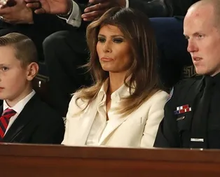 Porno yıldızı First Lady Melanieyi ikna edemedi!