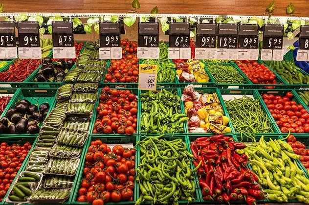 'Tanzim' satış başladı marketler geri adım attı! Fiyatlar yüzde 50'den fazla düştü