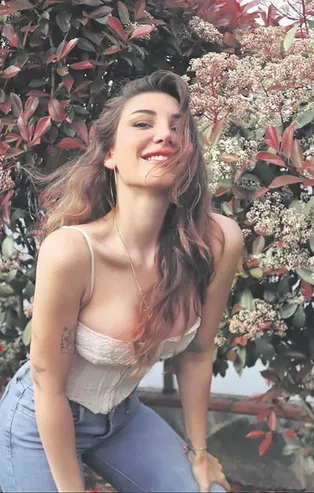 Yılmaz Kunt ve Burçe Yağmur Karabal arasında aşk bacayı fena sardı! l Saklambaç haberleri