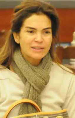 Photoshop'u abarttı rezil oldu!