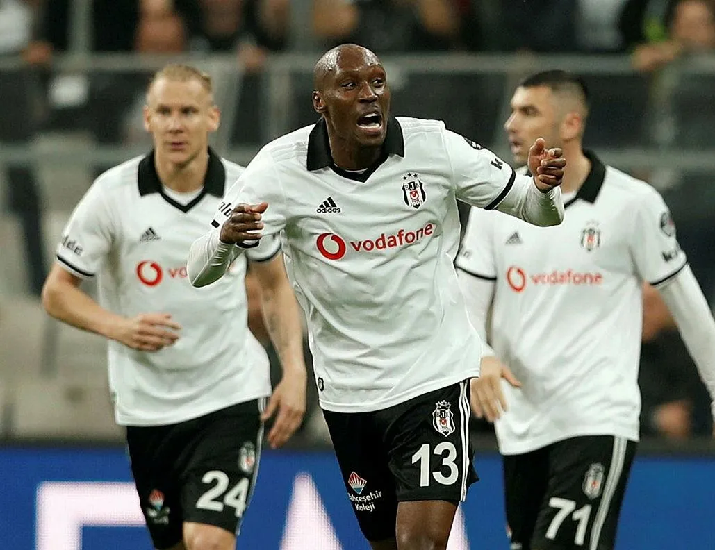 Hutchinson bırakıyor mu?