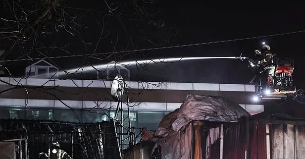 Güngören’de bir depoda çıkan yangın söndürüldü