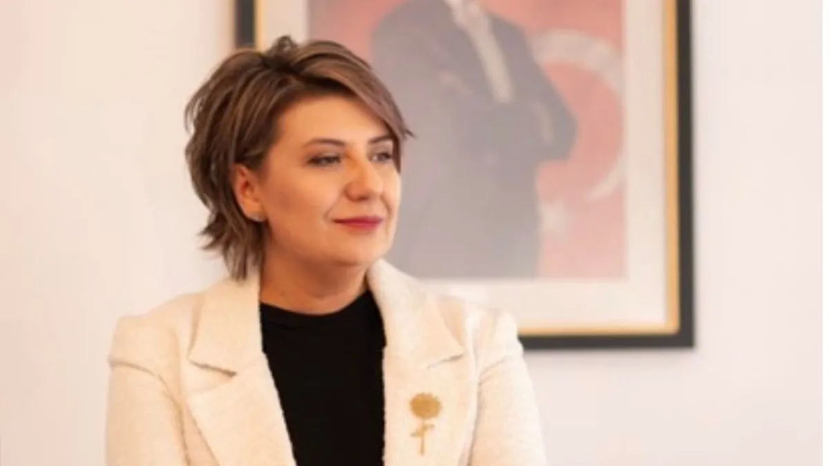 Eski Çankaya Belediye Başkan Yardımcısı Kiraz Gülsün Bor Güner evinin balkonundan düşerek hayatını kaybetti | Kiraz Gülsün Bor Güner kimdir?
