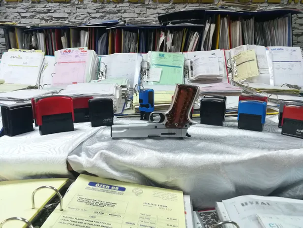 Son dakika: Ankara merkezli 5 ilde dev operasyon! Devleti 200 milyon lira zarara uğratmışlar-4