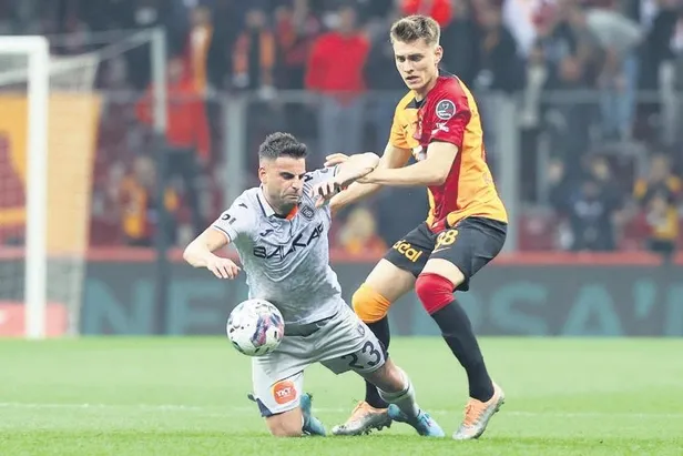 400-milyonluk-cilginlik-lionel-messi-suudi-arabistan-kulubu-al-hilalle-mi-transfer-oluyor-1683679424319.jpeg 400 milyonluk çılgınlık! Lionel Messi, Suudi Arabistan kulübü Al-Hilal'le mi transfer oluyor?-6