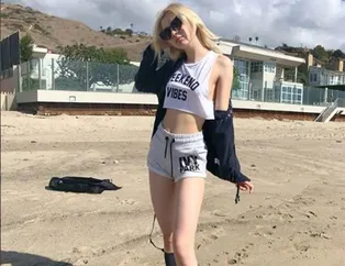 Photoshop'u abartan ünlü isimler (Aleyna Tilki )