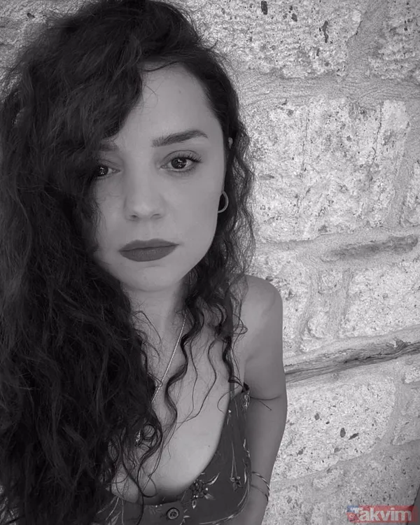 Kıvanç Tatlıtuğ ile Beren Saat'in sahil fotoğrafları sızdı sosyal medya yıkıldı! Aşk-ı Memnu'dan yıllar sonra Beren ve Kıvanç... - 20