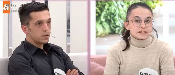 4-yillik-esini-cici-anne-bulup-terk-eden-kezbandan-akilalmaz-iddia-esra-eroldaki-baska-bir-konukla-aldatildigi-1668453842190.jpg 4 yıllık eşini 'cici anne' bulup terk eden Kezban’dan akılalmaz iddia! Esra Erol’daki başka bir konukla aldatıldığını söyledi! Stüdyo karıştı-2