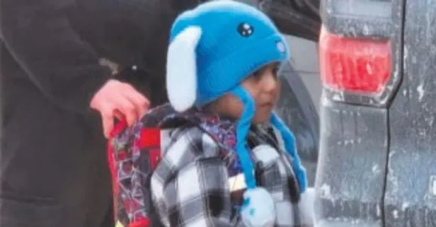 ABD'li görevliler 5 yaşında ağır hasta olan bir çocuğu gözaltına aldı!