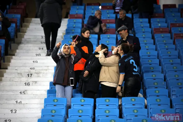 Lider Trabzon'a taraftarından tam destek! Trabzonspor - Gaziantep FK maçından renkli görüntüler... - 24