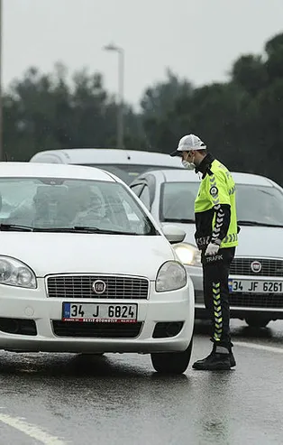 Tek tek durdurup kontrol ettiler! O belgesi olmayana izin yok