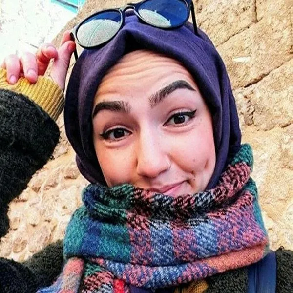 Son dakika: İstanbul Şişli'deki Mıstık Parkı'nda 28 Şubat zihniyeti! Başörtülü akademisyen Neşe Nur Akkaya'ya saldırı-3