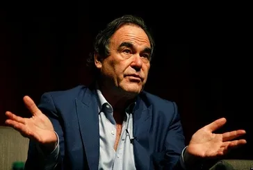 ABD'li yönetmen Oliver Stone'dan işgalci İsrail'in Gazze'ye saldırılarına tepki: "Hayatımda böyle bir katliam görmedim"