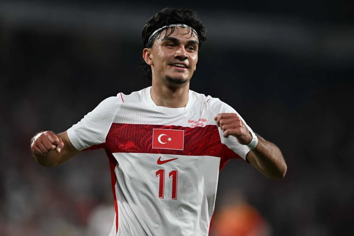 galatasaraya-can-uzun-transferinde-kotu-haber-indirim-yok-1786952947332.jpeg Galatasaray'a Can Uzun transferinde kötü haber! İndirim yok-3