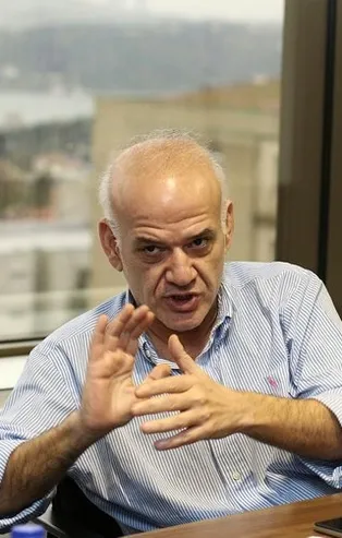 Ahmet Çakar'dan Galatasaray'ın şampiyonluğu sonrası çok konuşulacak açıklama! "2 şaibeli maç var"