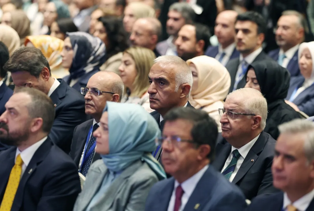 ak-parti-kampinda-ortak-akil-oturumlari-bakanlardan-dikkat-ceken-mesajlar-1782584527815.jpeg AK Parti kampında "Ortak Akıl" oturumları! Bakanlardan dikkat çeken mesajlar-5