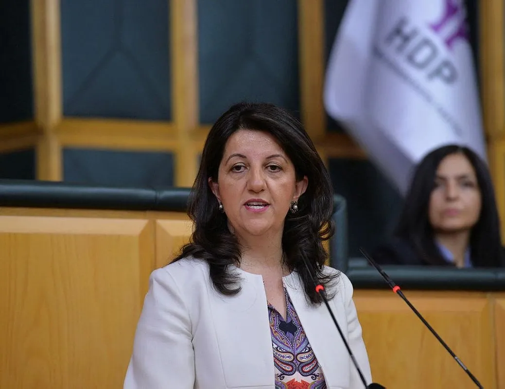 AYM HDP’ye kapatma davası iddianamesini reddetti