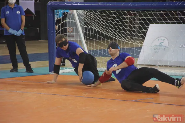 SON DAKİKA: Saat 9'u 5 geçe Golbol Milli Takımı maçı durdurdu! Atatürk için saygı duruşunda bulundu - 9