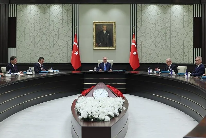 Başkan Erdoğan başkanlığındaki Yüksek Askeri Şura toplantısı. (AA)