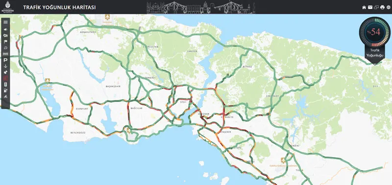 İstanbul'da pazartesi trafiği (AA)