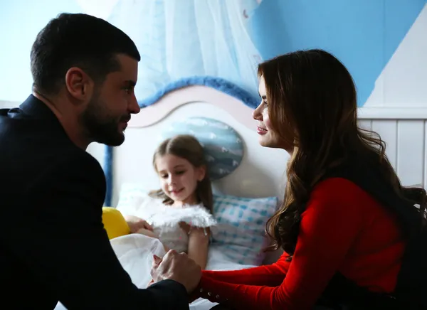 bir-kucuk-gun-isigi-23-bolum-fragmani-yayinlandi-aramayi-sonlandirdilar-firat-1676928816003.jpg Bir Küçük Gün Işığı 23. bölüm fragmanı yayınlandı: "Aramayı sonlandırdılar Fırat..."-7