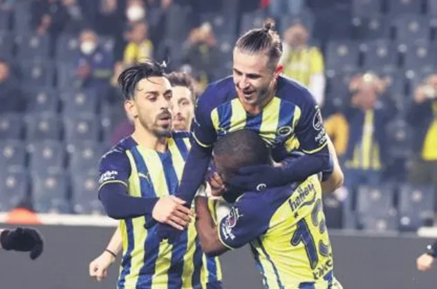 Fenerbahçe Avrupa’da zirvede | Yurttan ve dünyadan spor gündemi