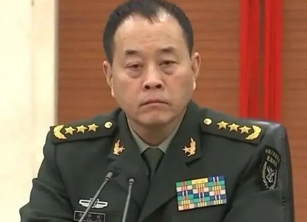 sosyal-medya-cinde-askeri-darbe-yalani-twitterda-kamuoyunu-sallayan-iddia-1664010310077.jpg Sosyal medyada Çin'de 'askeri darbe' yalanı: Twitter'da başladı önü alınamadı-4