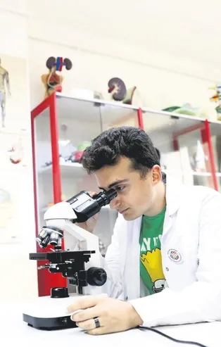 5 yaşında yakalandığı lösemiyi yenip Tıp fakültesini kazandı