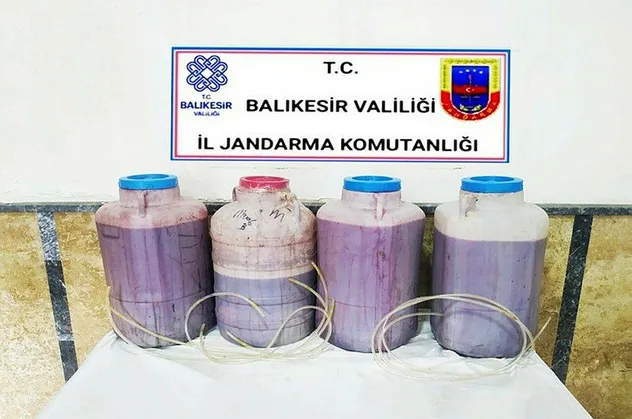 Balıkesir'de sahte içki operasyonu!