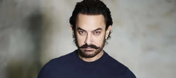 Aamir Khan’ın bir kilo un yardımının içine 15 bin rupi yerleştirdiği iddiası doğru çıkmadı