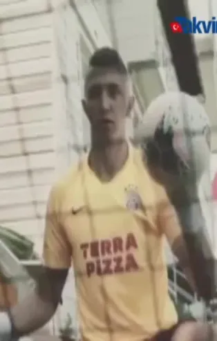 Bacağı 2 yerden kırılan Galatasaraylı kaleci Fernando Muslera harıl harıl çalışıyor!