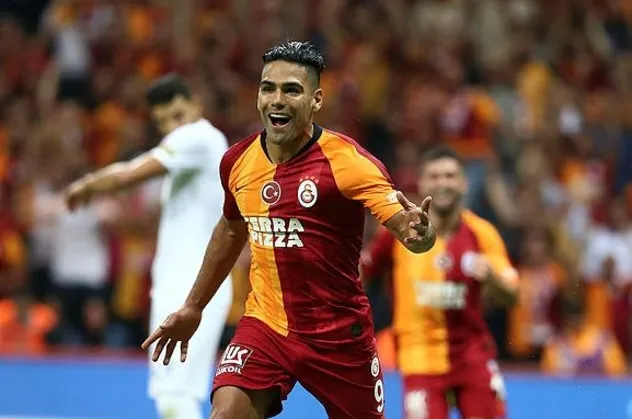 Cimbom'un yıldızı Falcao paylaştı! Sosyal medya yıkıldı...