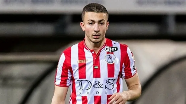 son-dakika-transfer-haberleri-galatasaray-halil-dervisoglu-ile-resmi-gorusmelere-baslandigini-duyurdu-1611327407890.jpeg Son dakika transfer haberleri: Galatasaray Halil Dervişoğlu ile resmi görüşmelere başlandığını duyurdu-1