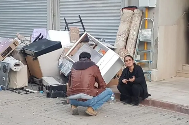 Tunceli'de kaybolan Gülistan Doku'nun ablasından sorumlu tuttuğu ailenin taşınmasına engel!