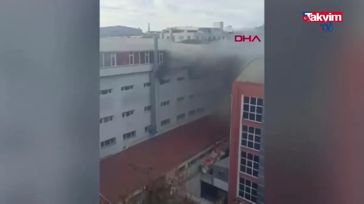 Beylikdüzü'nde tekstil fabrikasında yangın