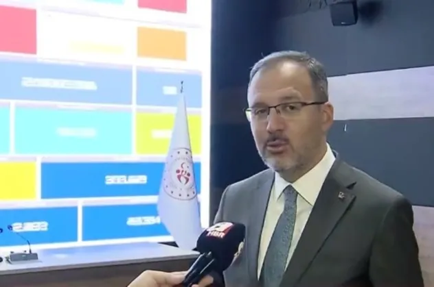 Öğrencilerin barınma sorununu çözecek adım! 105 yeni yurt binası geliyor! Gençlik ve Spor Bakanı Kasapoğlu A Haber'de anlattı